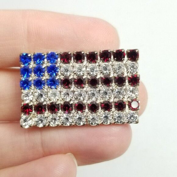 Vintage Rhinestone American Flag Brooch, Red White Blue Silver Tone Lapel Pin - Picture 6 of 7